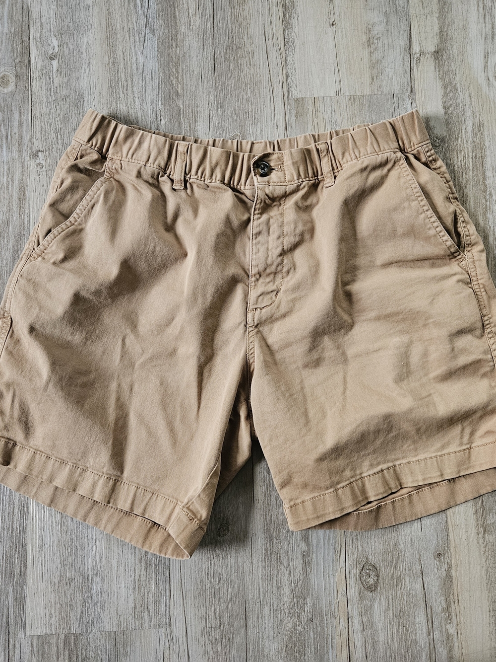 Bearbottom Men's Tan Flat Front Stretch Waistband Cotton Shorts Large 7"